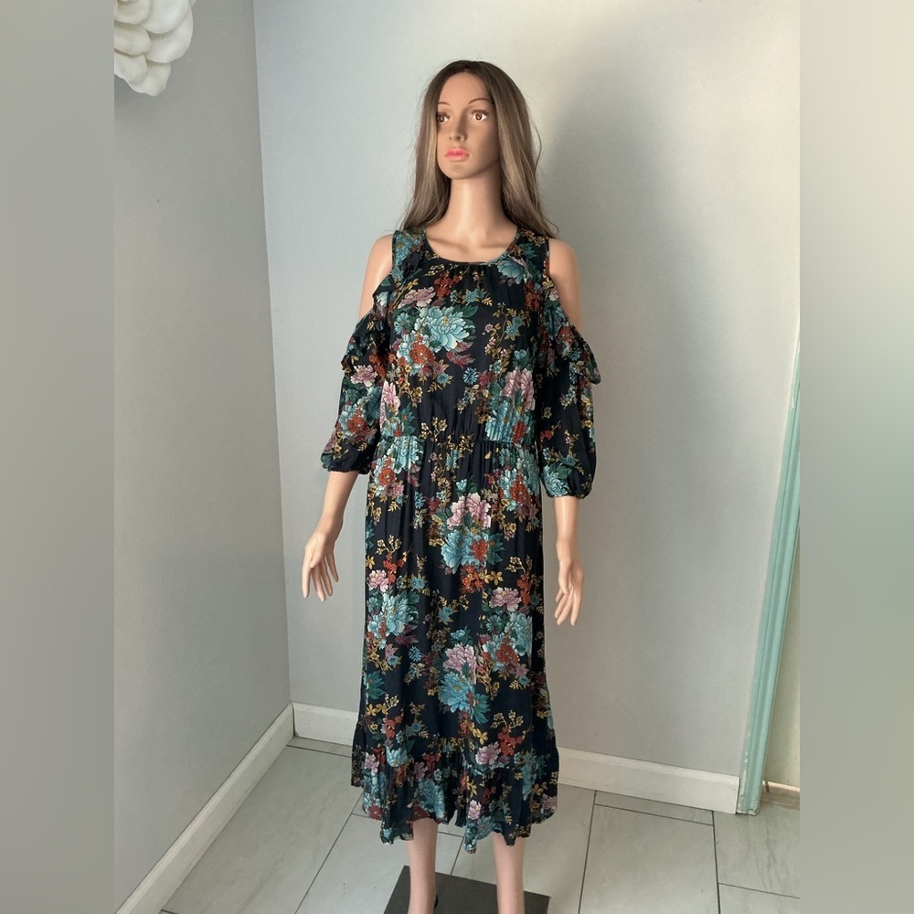 Forever 21 Black Floral Cold-Shoulder Midi Dress with Teal Accents